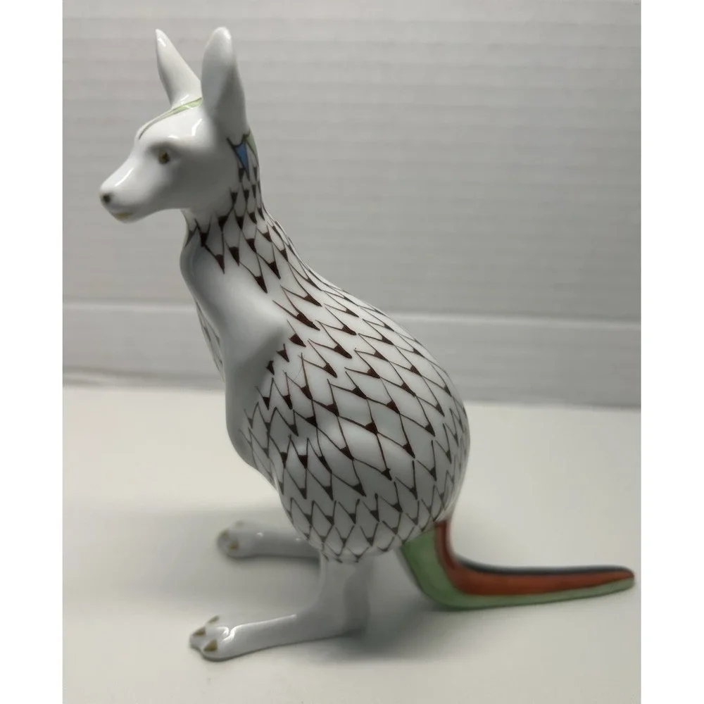 Hollohaza Porcelain Kangaroo Figurine Fishnet excellent condition